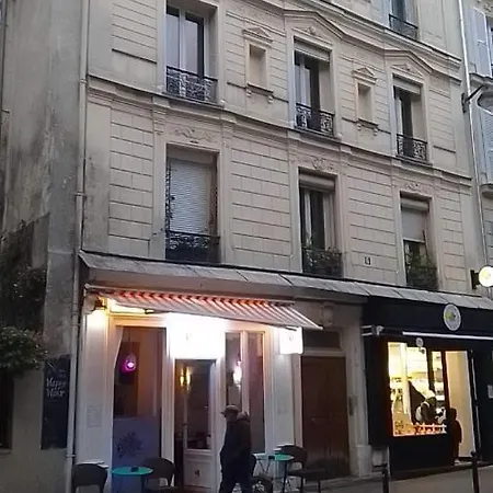 Au Pied Du Sacre Coeur Apartman *